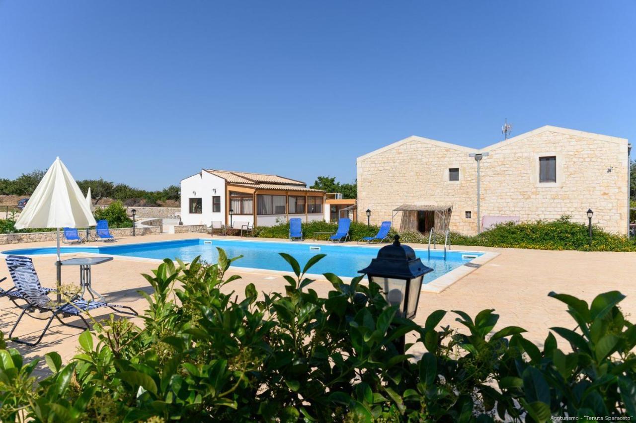 מודיקה Agriturismo Tenuta Sparaceto מראה חיצוני תמונה