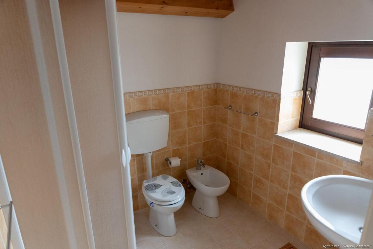 מודיקה Agriturismo Tenuta Sparaceto מראה חיצוני תמונה