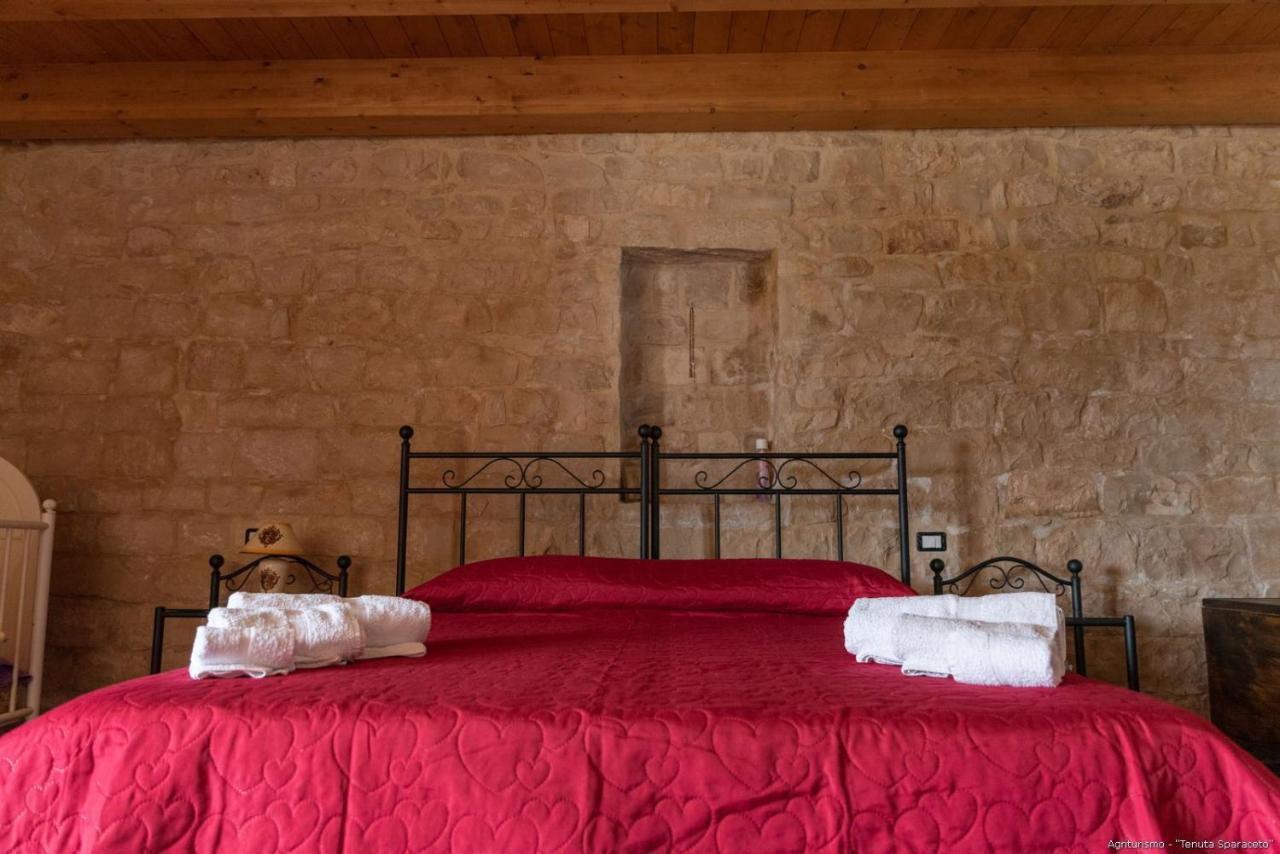 מודיקה Agriturismo Tenuta Sparaceto מראה חיצוני תמונה