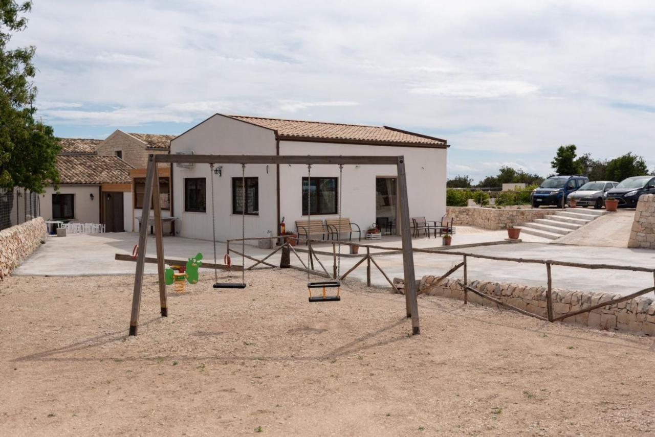 מודיקה Agriturismo Tenuta Sparaceto מראה חיצוני תמונה