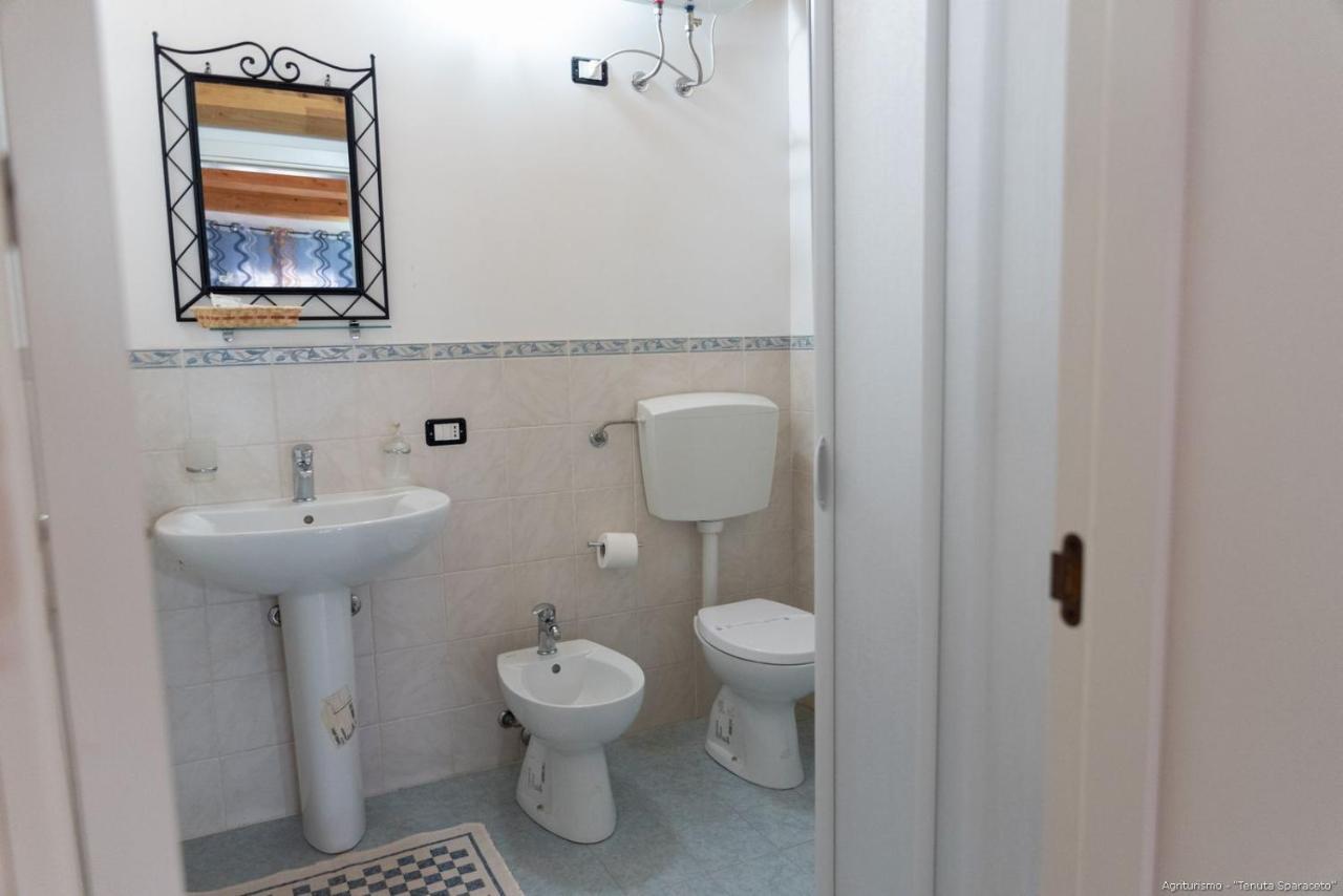 מודיקה Agriturismo Tenuta Sparaceto מראה חיצוני תמונה